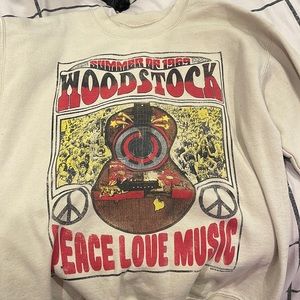 earthbound woodstock crew neck